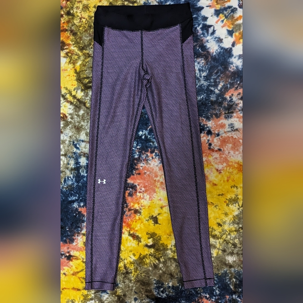 Women's Under Armour Black and Pink Leggings Sz Small